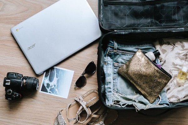 Les astuces pour faire sa valise sans rien oublier